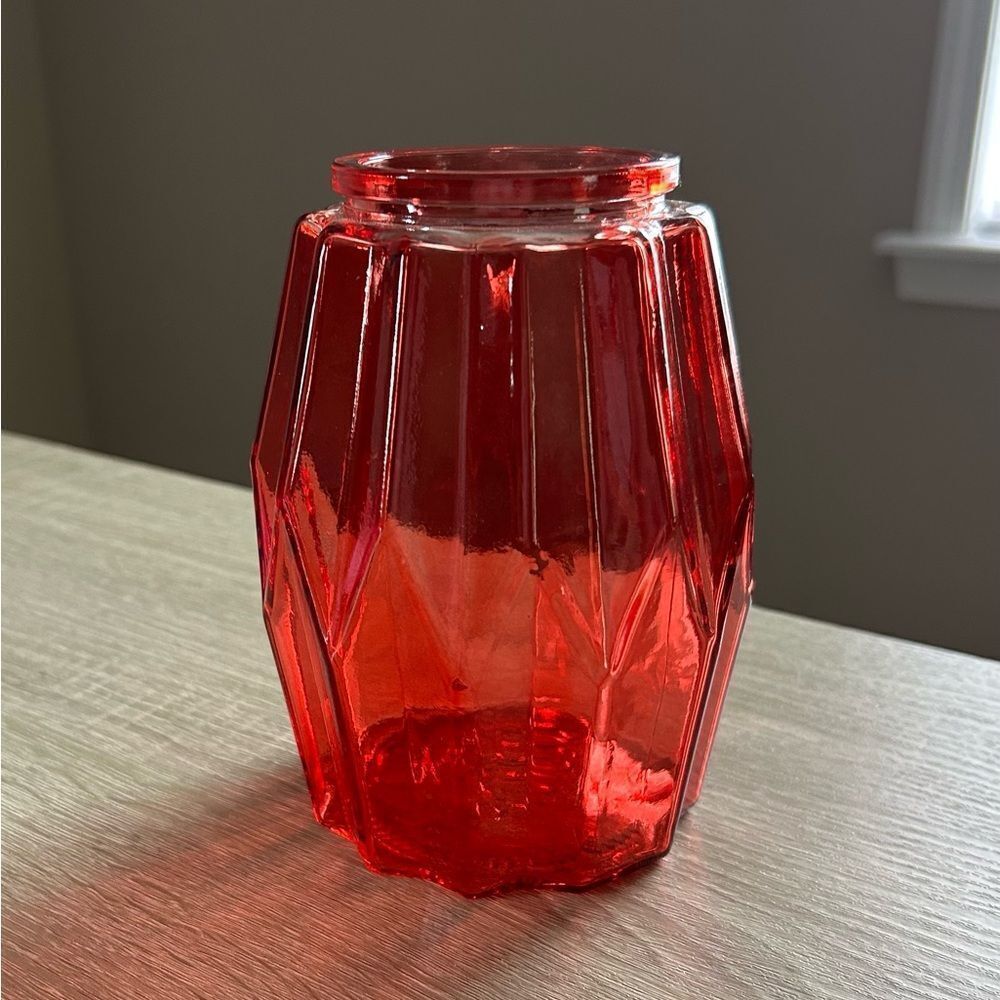 NWOT … DPS “Diamond Medium”Glassware / Vase